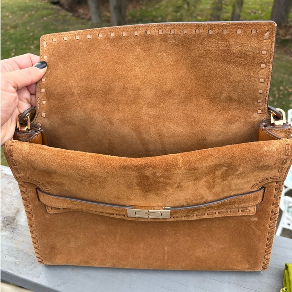 Tory Burch Lee Radziwill - Picture 8 of 10